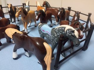 Lote 12 Caballos + 2 potros percherones Playmobil