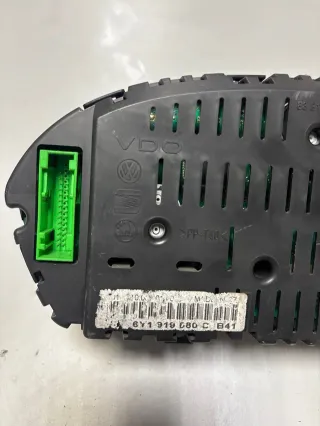 Cuadro instrumentos Skoda Fabia