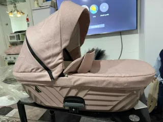 Carro de bebé rosa kunert iventu