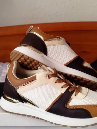 Zapatillas mujer beige y marrón Talla 39 NUEVAS