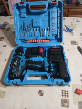 Taladro Atornillador Inalámbrico 28V