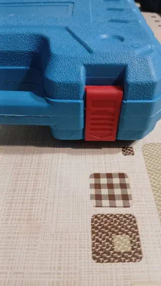 Taladro Atornillador Inalámbrico 28V