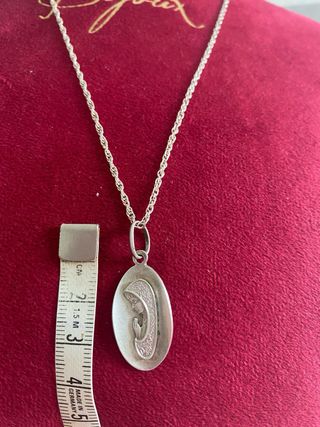 Collana con pendente vintage con Madonna