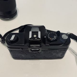 Cámara Yashica FX-3 Super con tres objetivos