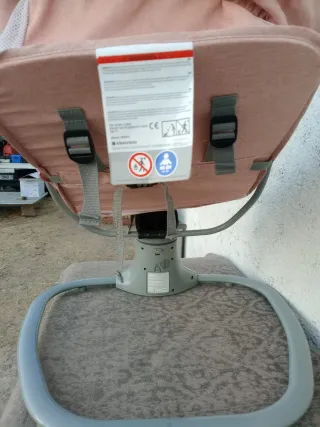 Mecedora musical para bebé