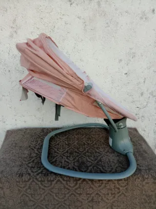 Mecedora musical para bebé