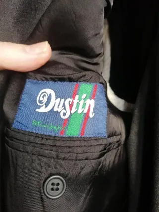 Traje de hombre gris para boda