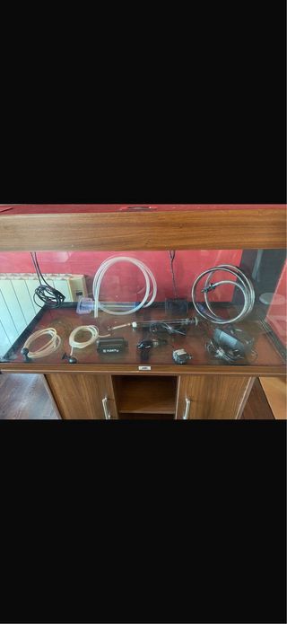 Acuario Juwel 200L completo + accesorios