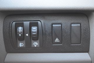 Renault Megane AUTENTHIQUE 1.6i 100 cv 5 puertas