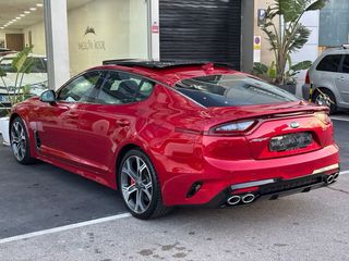 KIA Stinger (370cv)