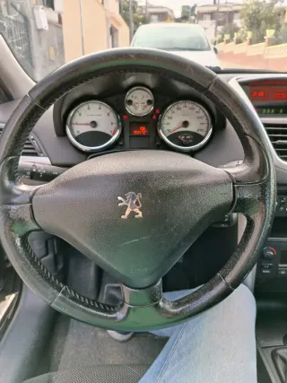 Peugeot 207 2007