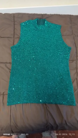 Blusa verde lentejuelas M/L