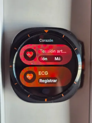 Samsung Galaxy Watch 7 Ultra GrisOscuro de Titaneo