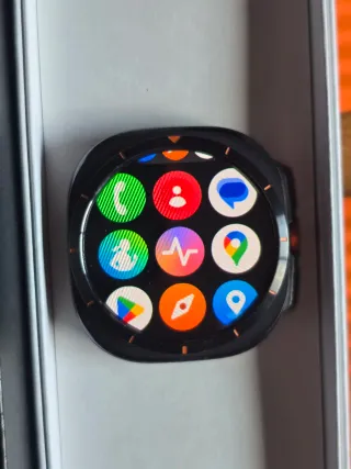 Samsung Galaxy Watch 7 Ultra GrisOscuro de Titaneo