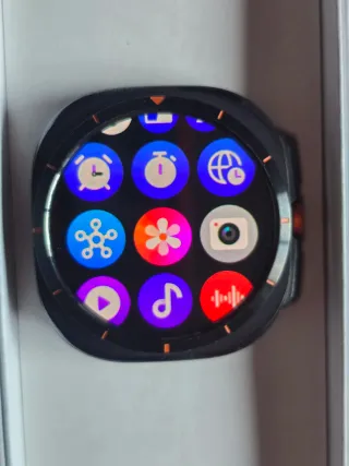 Samsung Galaxy Watch 7 Ultra GrisOscuro de Titaneo