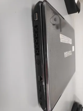 Portátil Toshiba Negro