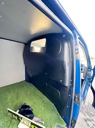 Volkswagen Transporter T6 Larga 2.0 TDI Azul