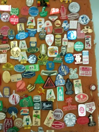 Lote de Pines Antiguos Coleccionables