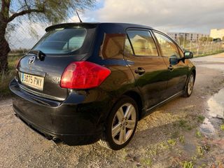 Toyota Auris 2.2 D4d 177cv diesel