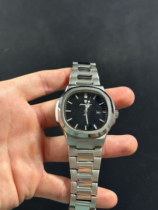 Reloj Poedagar Negro y Plateado