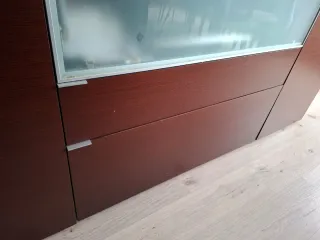 Mueble buffet madera y cristal