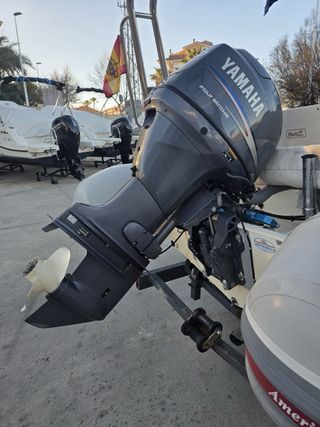 Motor Yamaha 50 CV 4 Tiempos