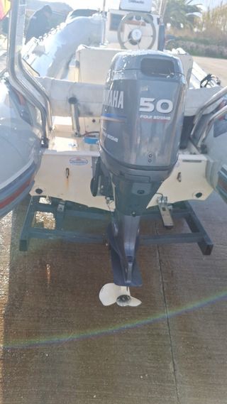 Motor Yamaha 50 CV 4 Tiempos