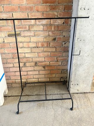 Burro perchero metálico negro