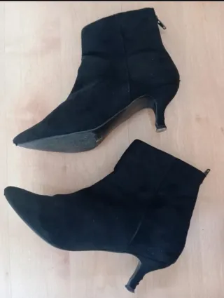Botines negros tacón