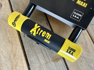 CANDADO AUVRAY XTREME MAXI 310