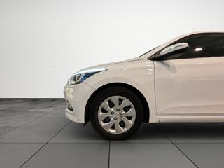 Hyundai i20 KLASS 84 CV