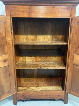 Antiguo armario cerezo restaurado