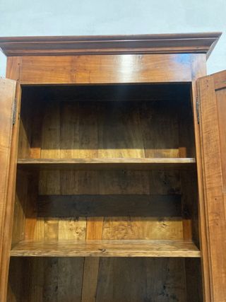 Antiguo armario cerezo restaurado