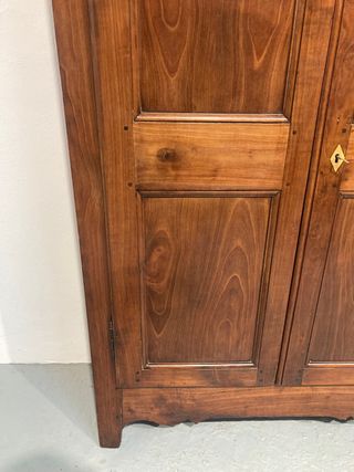 Antiguo armario cerezo restaurado