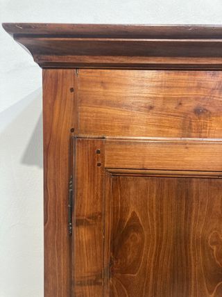 Antiguo armario cerezo restaurado