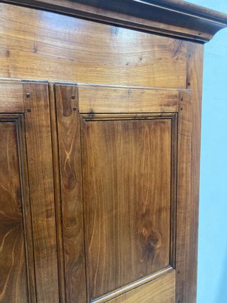Antiguo armario cerezo restaurado