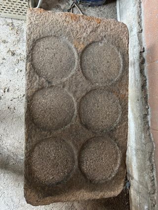 Filloeira gallega de piedra y metal