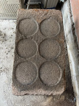 Filloeira gallega de piedra y metal