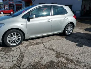 Toyota Auris 2010