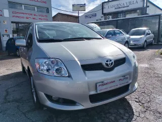 Toyota Auris 2010