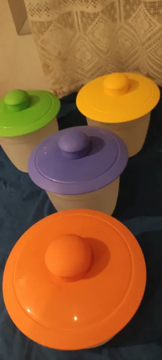 4 Botes de Plástico Cocina