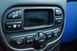 Peugeot 206 CC 2.0 136CV CAPOTA RIGIDA