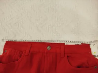 Pantalón vaquero Straight rojo Talla M