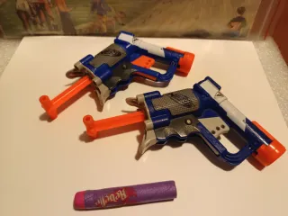 2 pistolas nerf