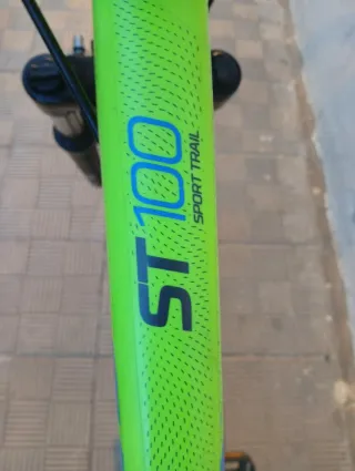 Bicicleta Rockrider ST 100 Neón