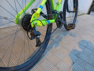 Bicicleta Rockrider ST 100 Neón