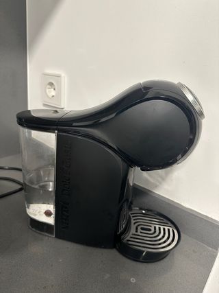 Cafetera Dolce Gusto Genio S Negra