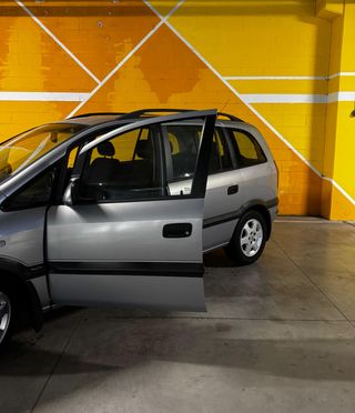 Opel Zafira 2.0 Dti 16v Elegance