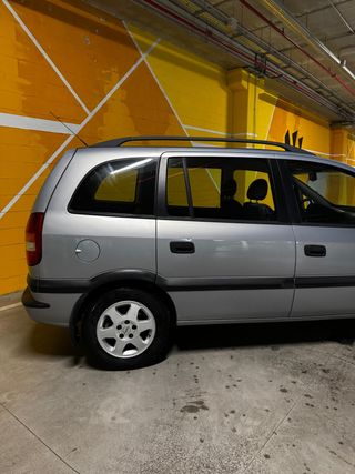 Opel Zafira 2.0 Dti 16v Elegance