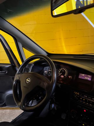 Opel Zafira 2.0 Dti 16v Elegance